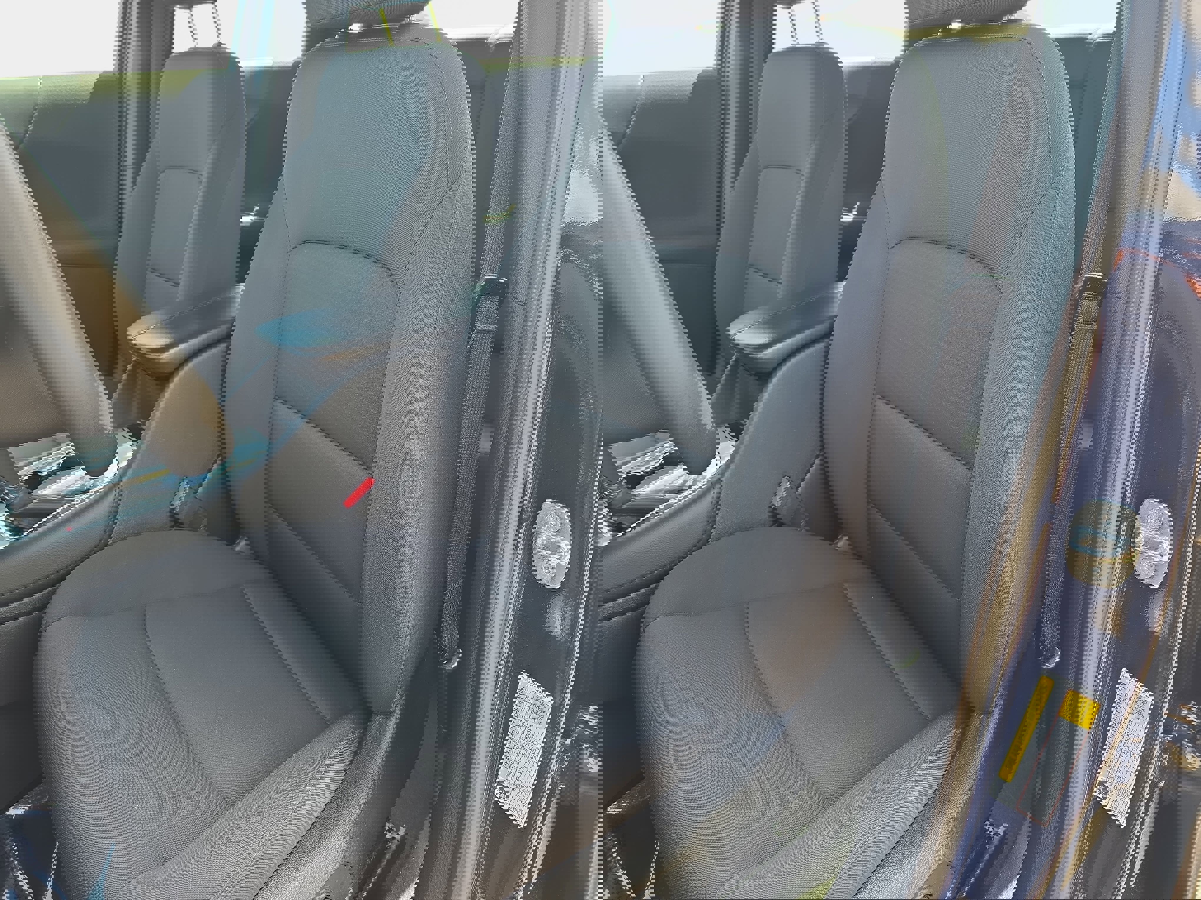 Used 2017 Chevrolet Malibu LT image 14