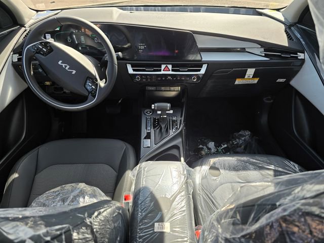 New 2025 Kia Niro EX image 5