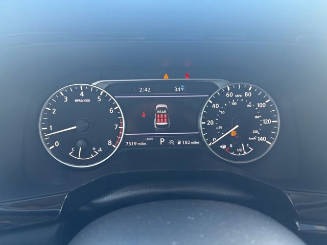 Certified 2025 Nissan Pathfinder SL w/ Black Appearance Package image 16