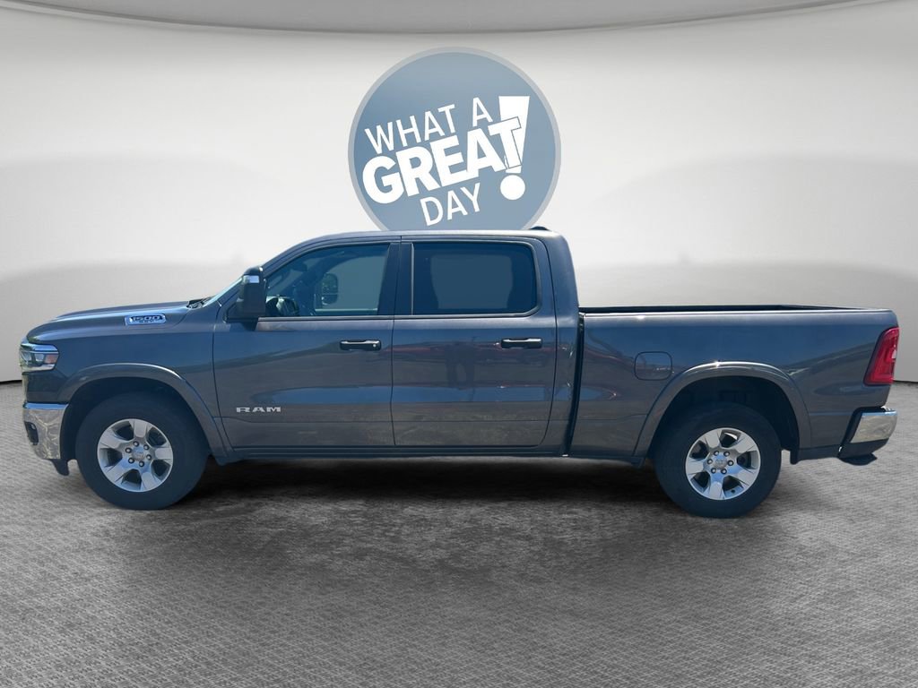 Used 2025 RAM 1500 Big Horn AWD/4WD image 7