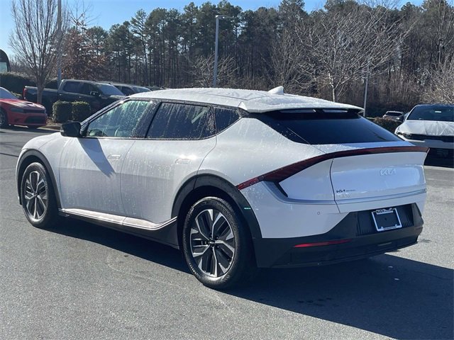 Used 2024 Kia EV6 Light image 10