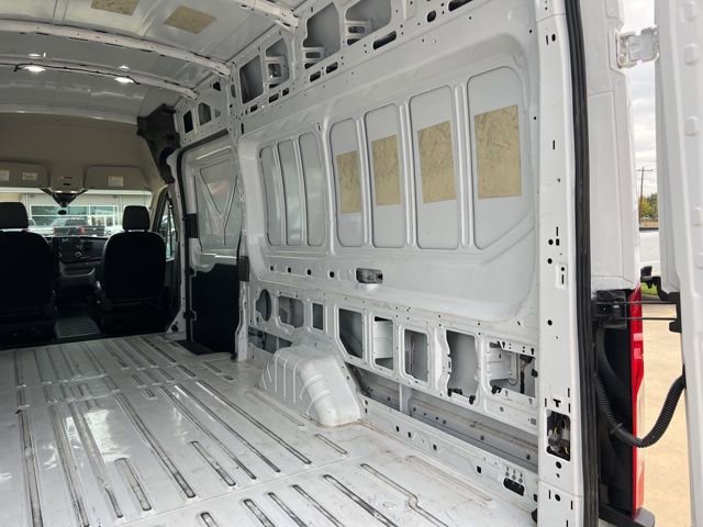 Used 2023 Ford Transit 250 Base image 16