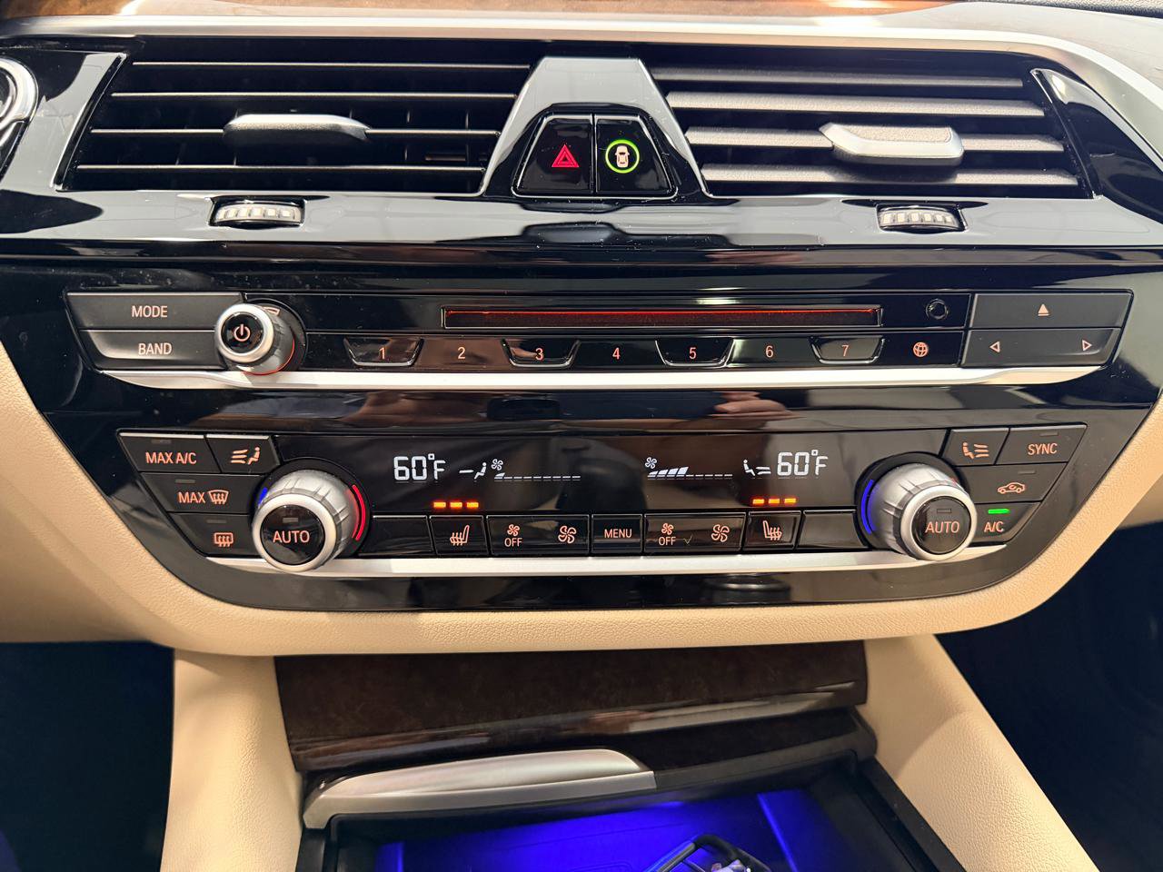Used 2019 BMW 530i w/ Premium Package RWD image 47