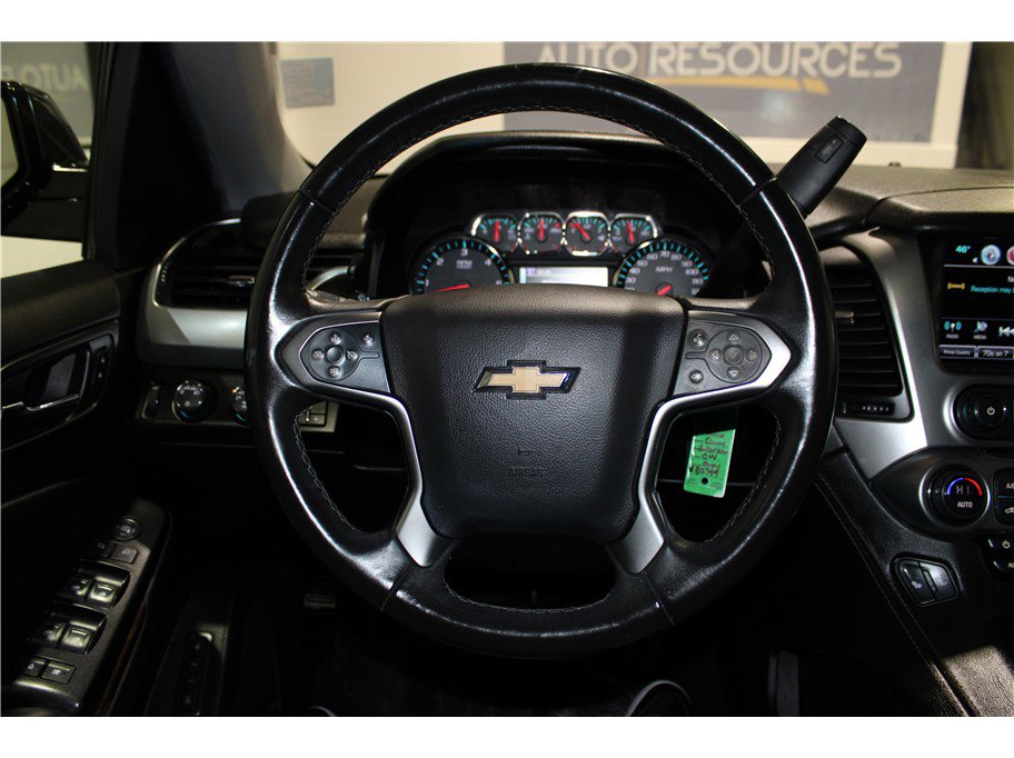 Used 2016 Chevrolet Suburban LT image 32