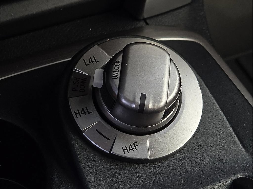 Used 2023 Toyota 4Runner Limited AWD/4WD image 15