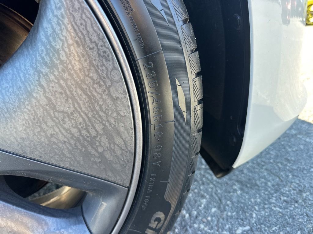 Used 2020 Tesla Model 3 Standard Range Plus image 31