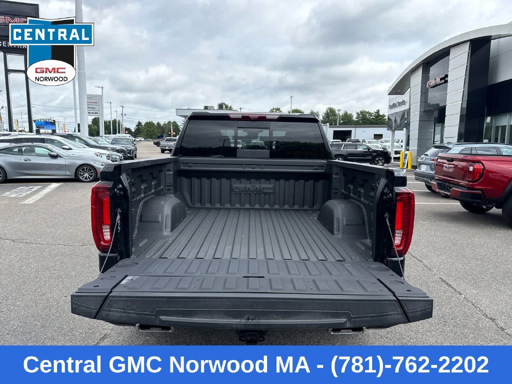 New 2026 GMC Sierra 1500 Denali w/ Technology Package AWD/4WD image 9