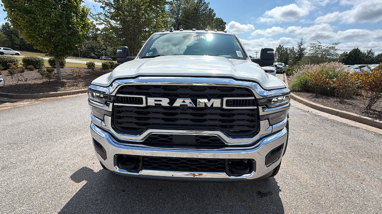 New 2026 RAM 5500 Tradesman w/ Chrome Appearance Group AWD/4WD image 3