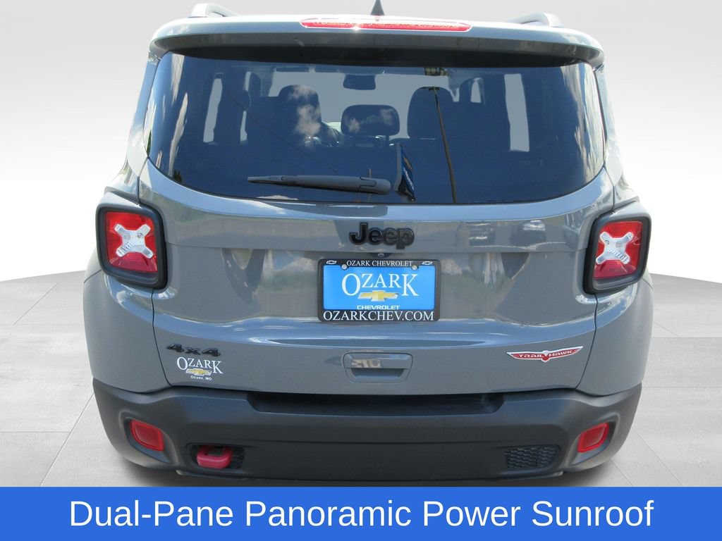 Used 2023 Jeep Renegade Trailhawk w/ Sun/Sound Group AWD/4WD image 4