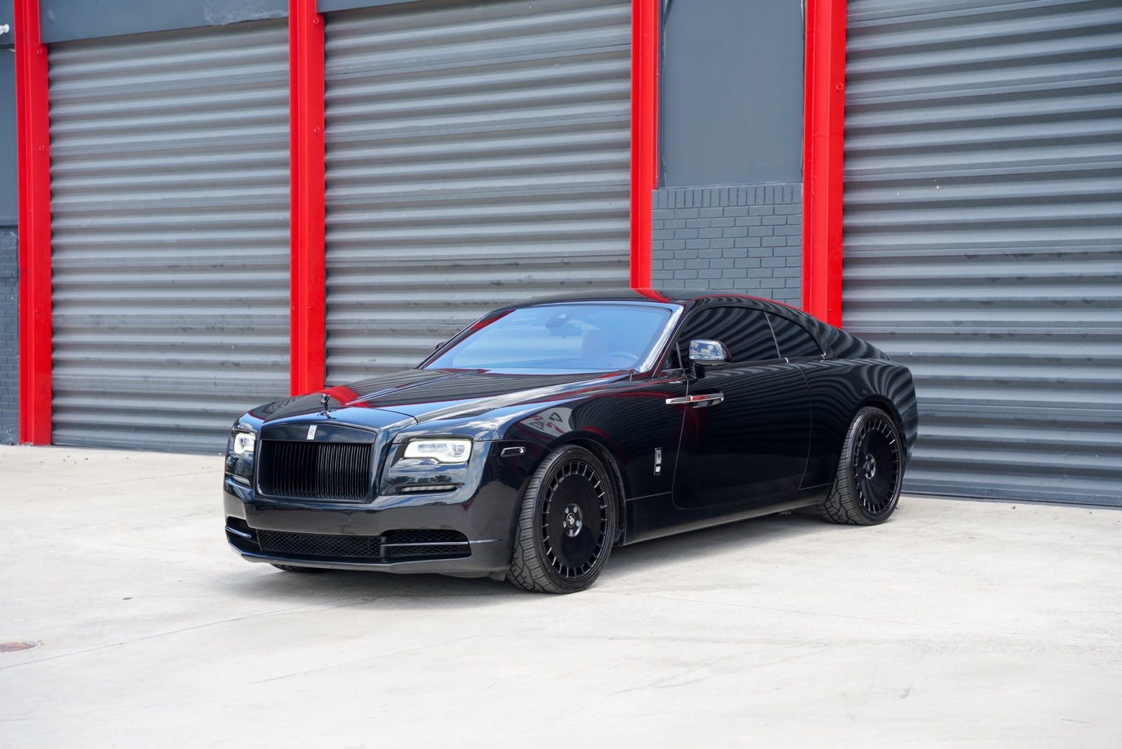 Used 2019 Rolls-Royce Wraith RWD image 1