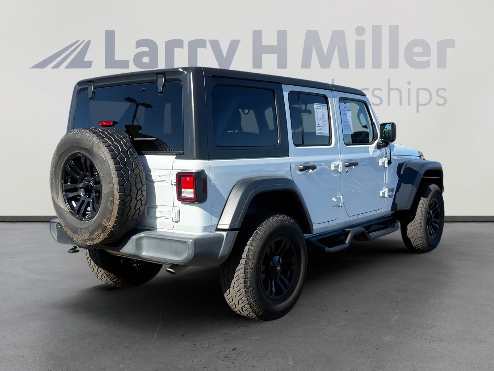 Used 2018 Jeep Wrangler Unlimited Sport S image 6