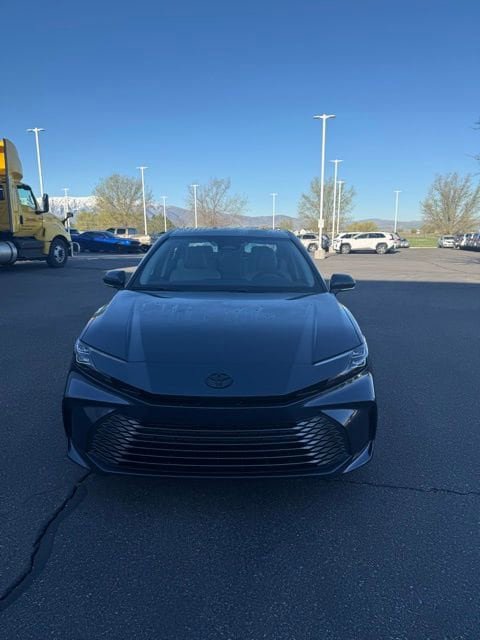 New 2026 Toyota Camry XLE AWD/4WD image 3