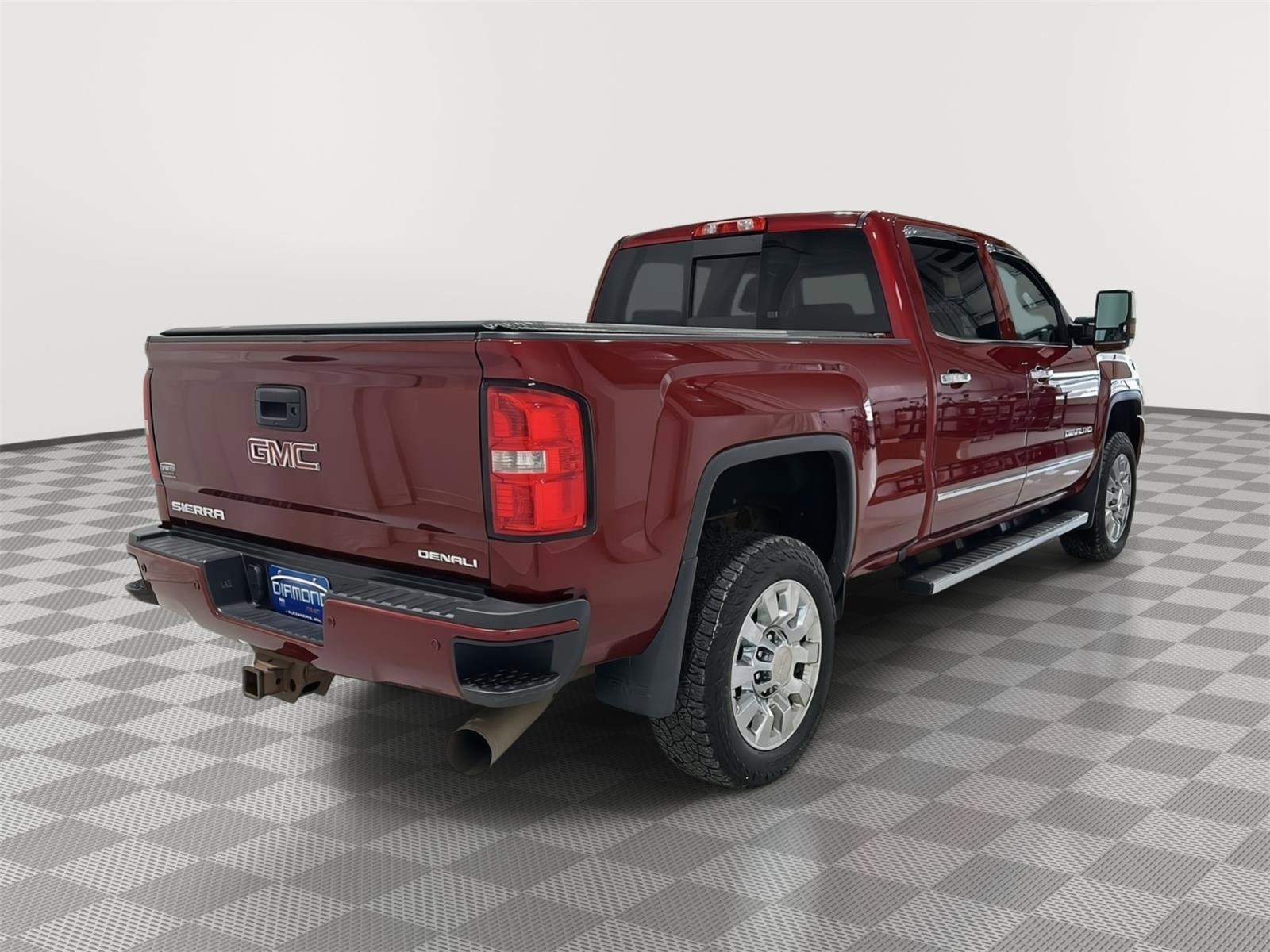 Used 2018 GMC Sierra 2500 Denali image 6