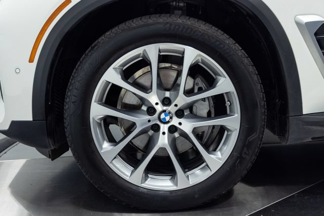 Used 2026 BMW X5 xDrive40i AWD/4WD image 27