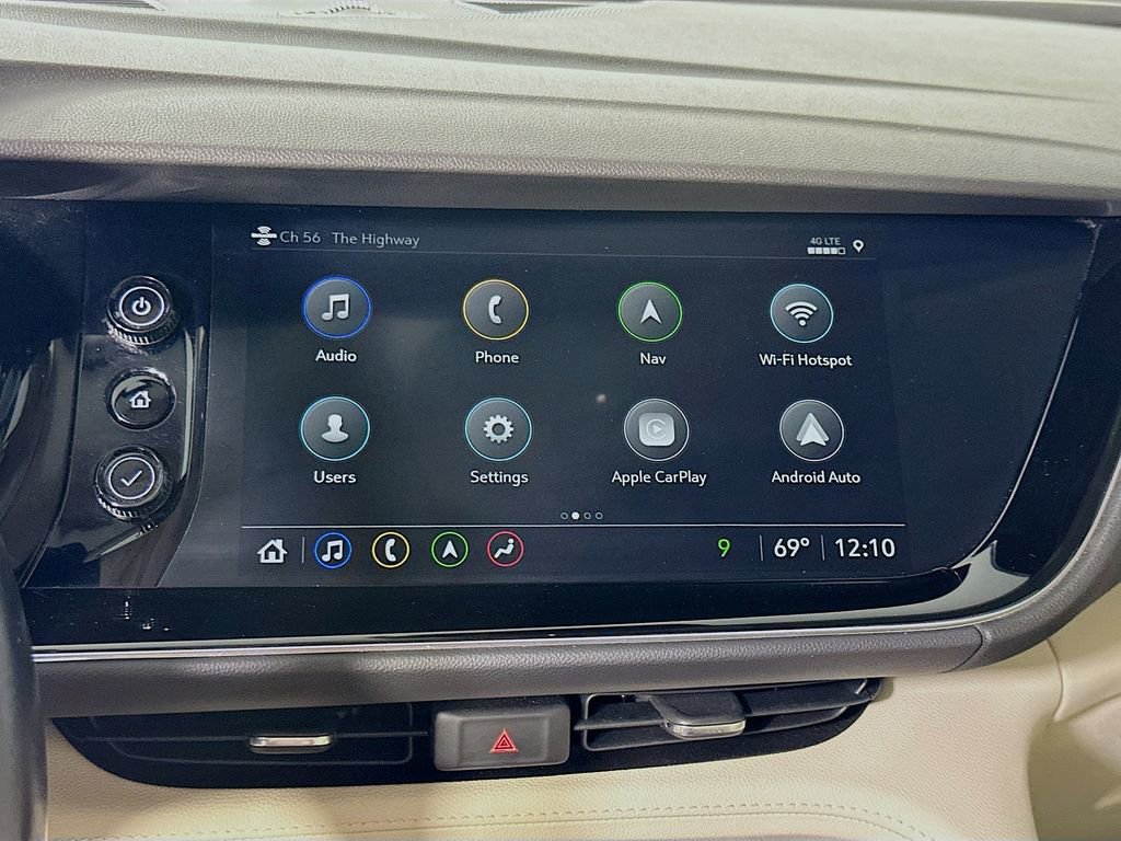 Used 2023 Buick Envision Avenir image 24