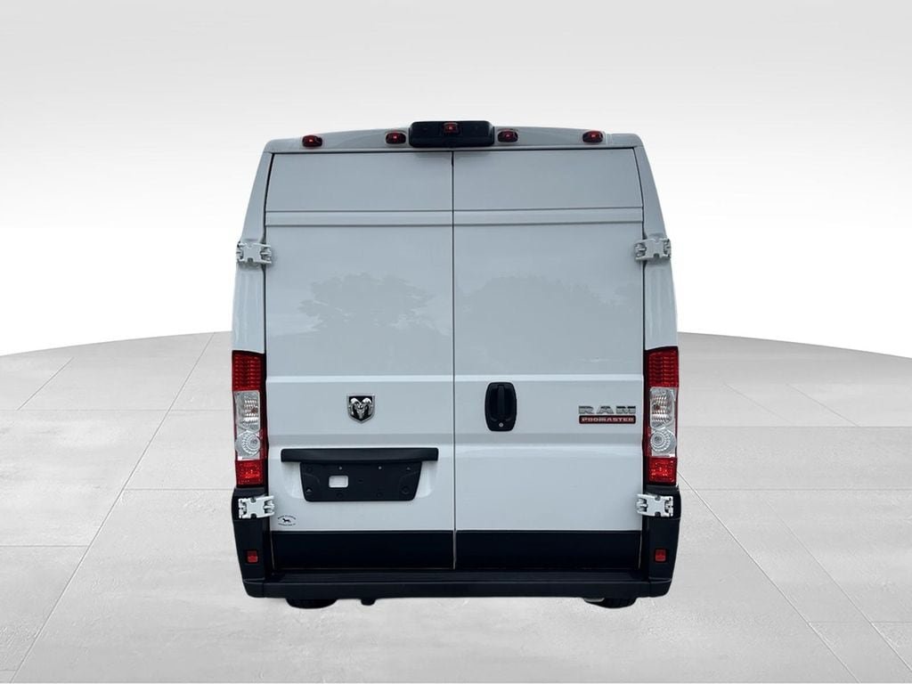 Used 2021 RAM ProMaster 2500 w/ Convenience Group FWD image 6