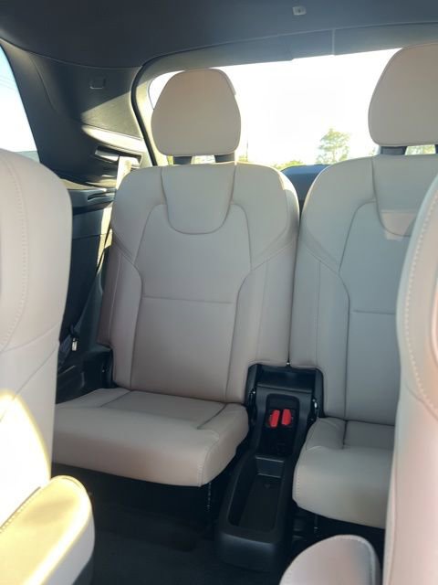 New 2026 Volvo XC90 B6 Plus image 26
