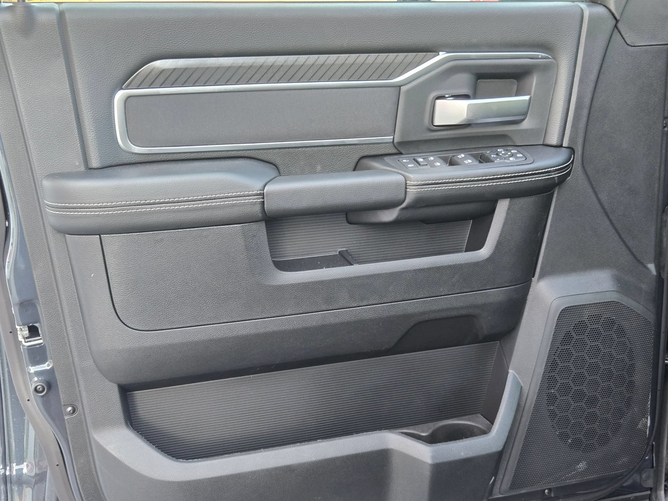 New 2026 RAM 2500 Big Horn AWD/4WD image 17