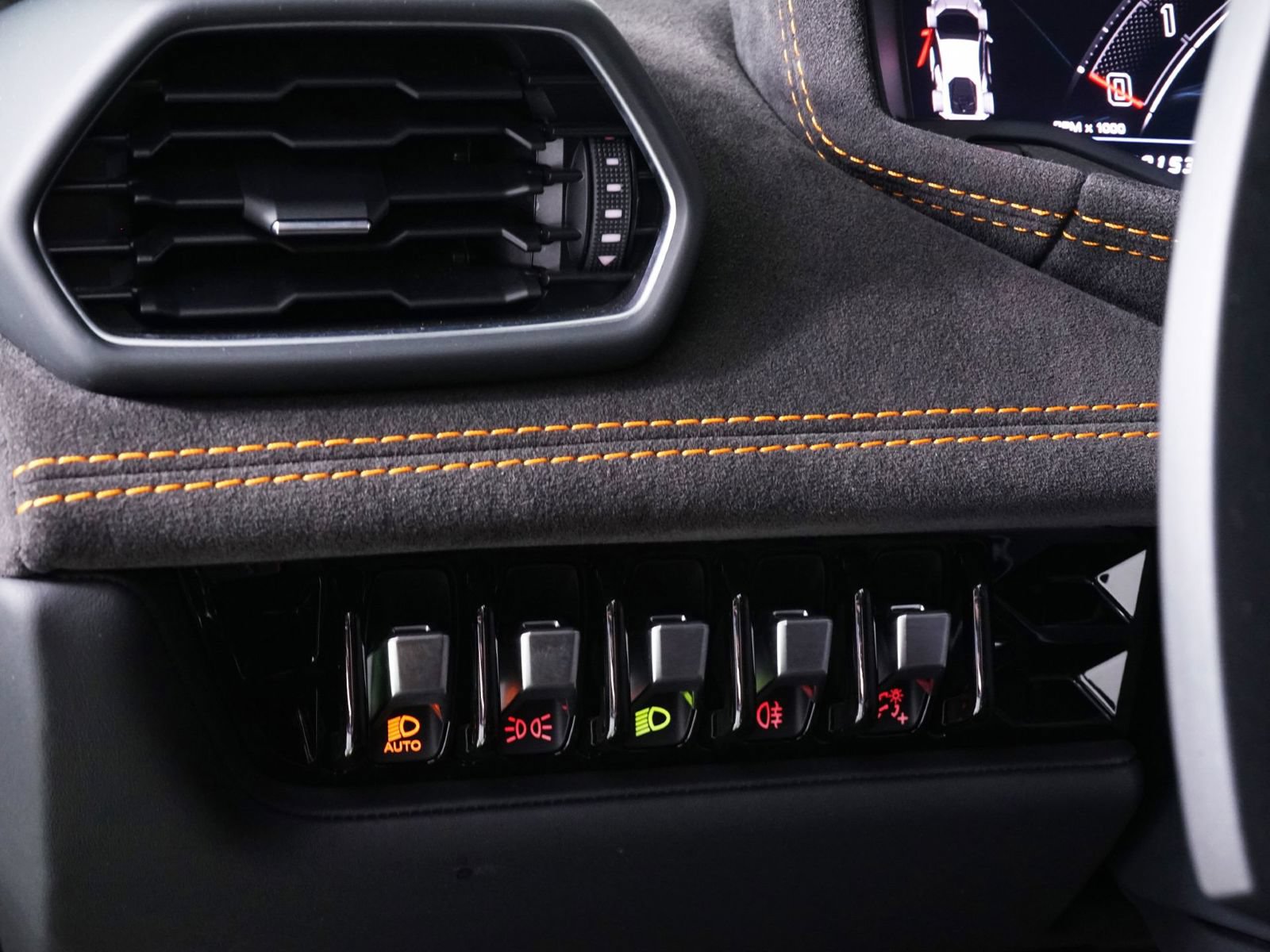 Used 2023 Lamborghini Huracan Tecnica RWD image 29