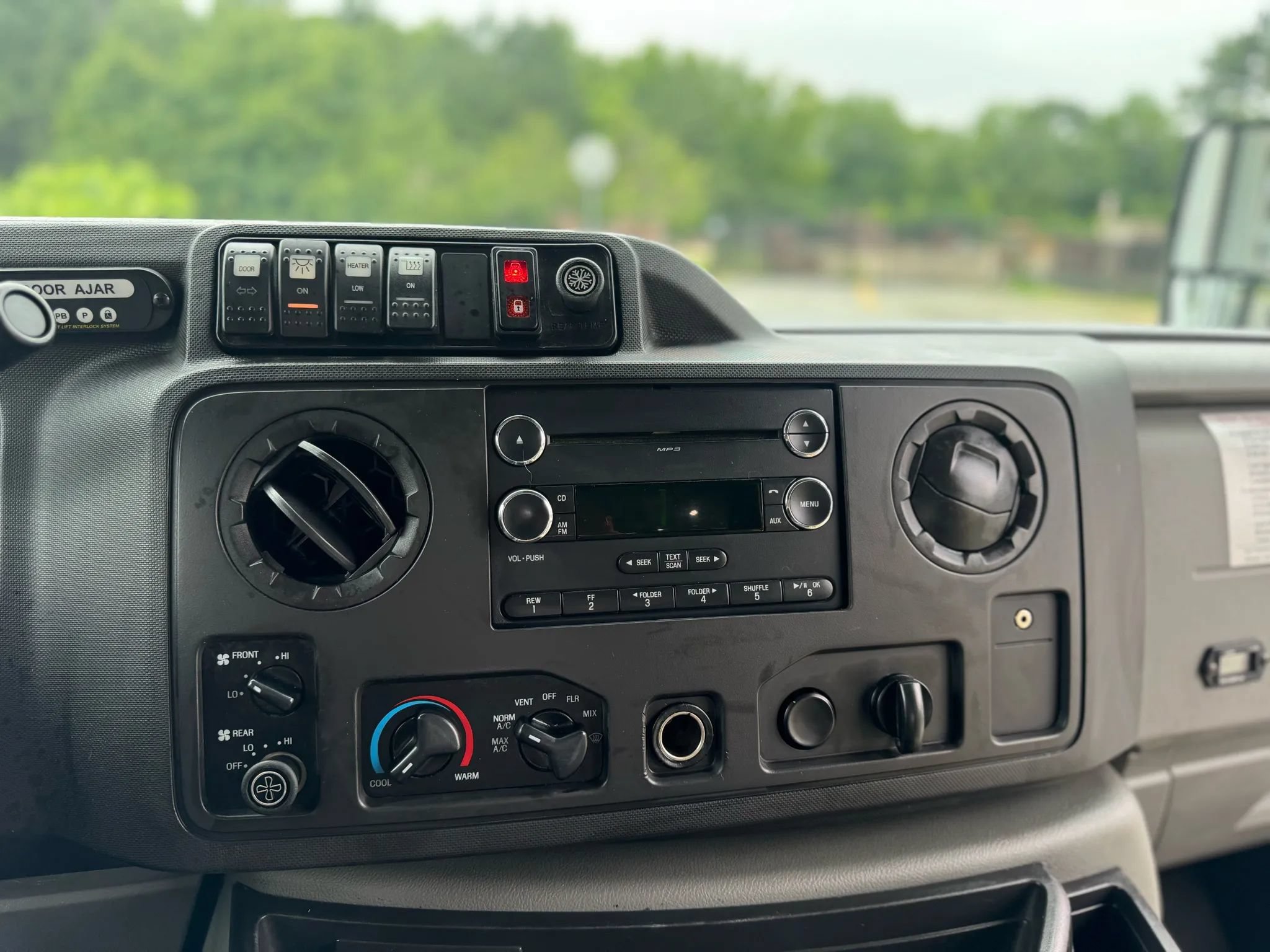 Used 2015 Ford E-450 and Econoline 450 Super Duty w/ Shuttle Bus Prep Package RWD image 12