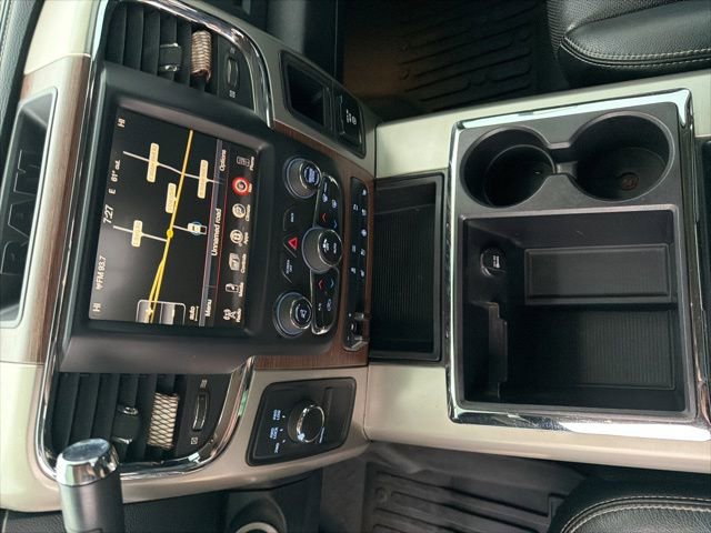 Used 2014 RAM 2500 Laramie w/ Black Appearance Group image 32