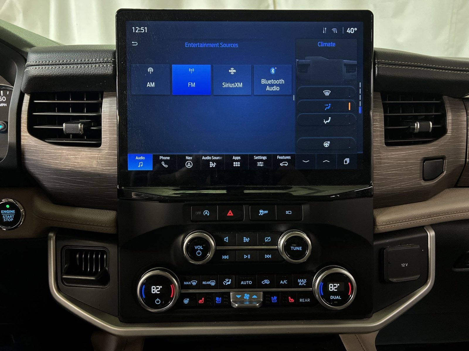 Used 2024 Ford Expedition Max Limited image 17