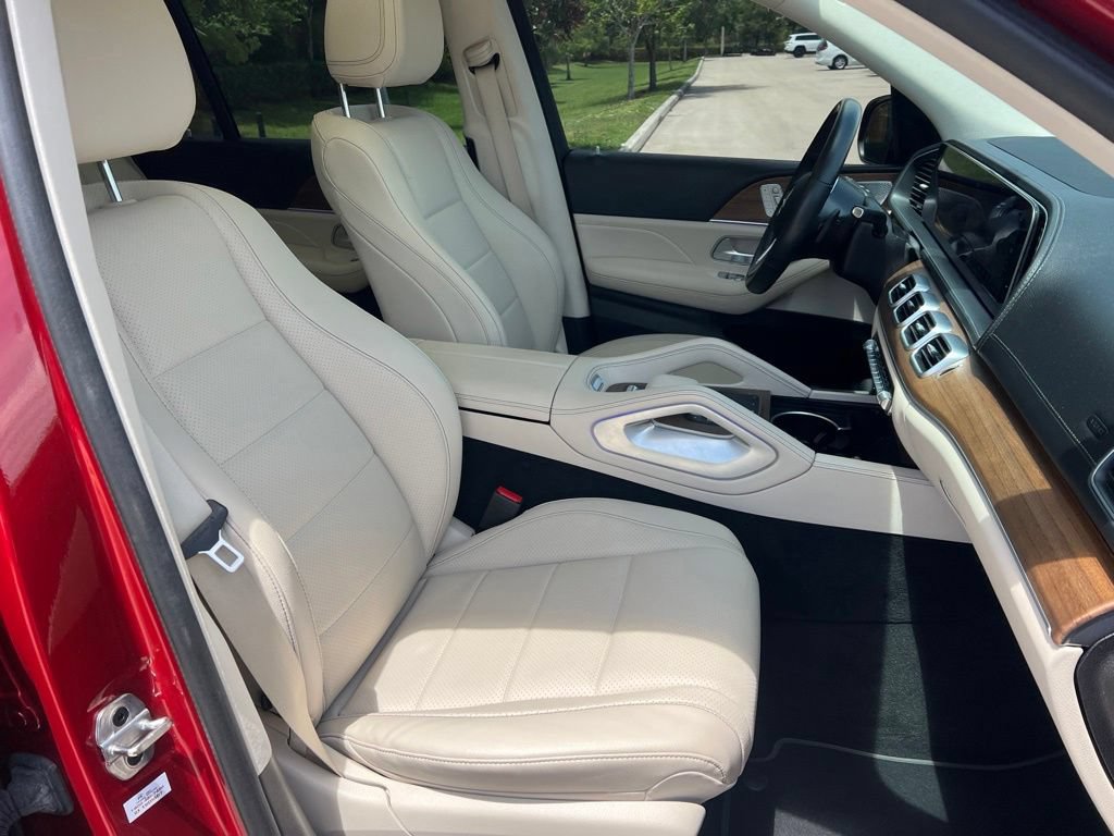 Used 2022 Mercedes-Benz GLS 450 4MATIC image 21
