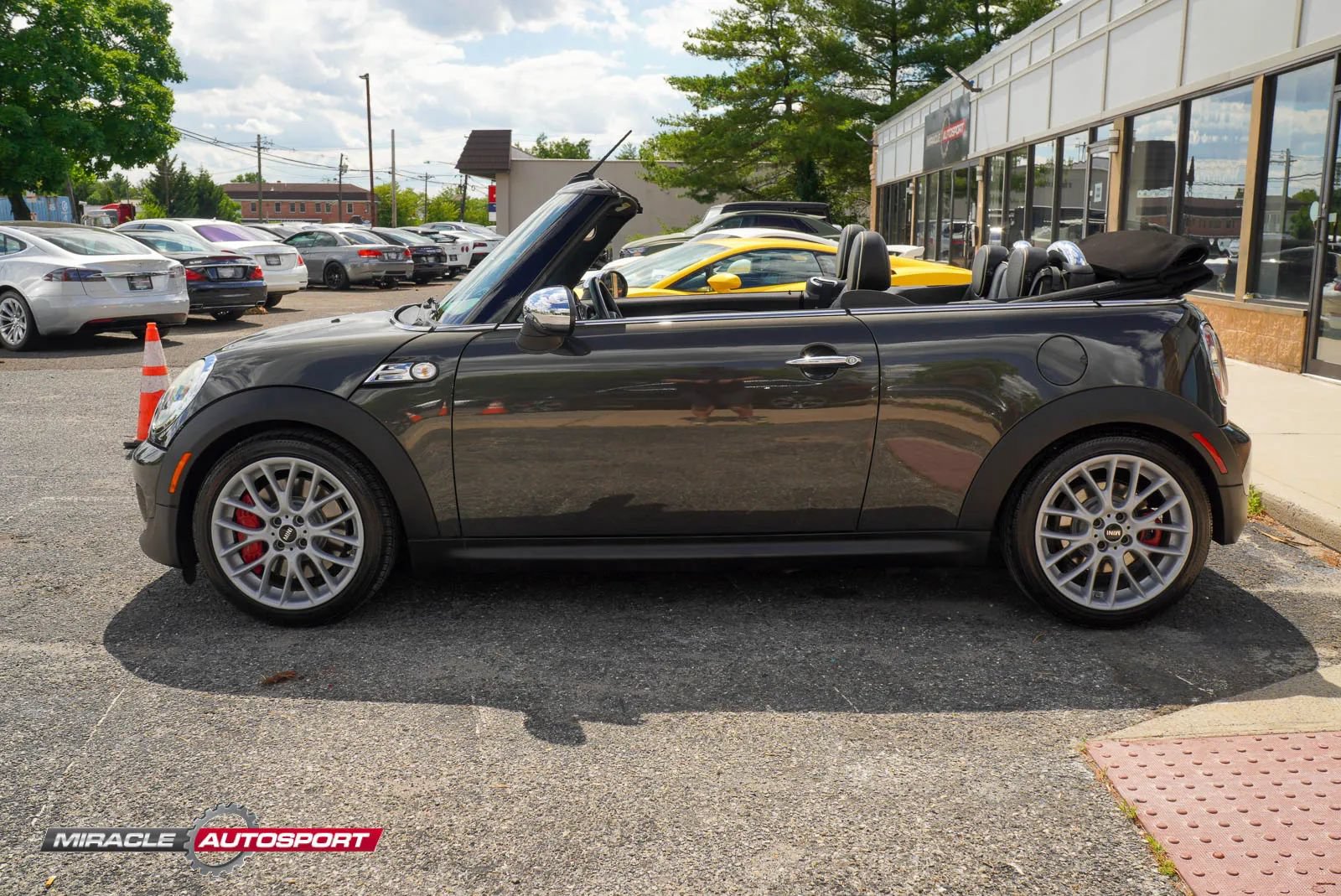 Used 2011 MINI Cooper John Cooper Works FWD image 4