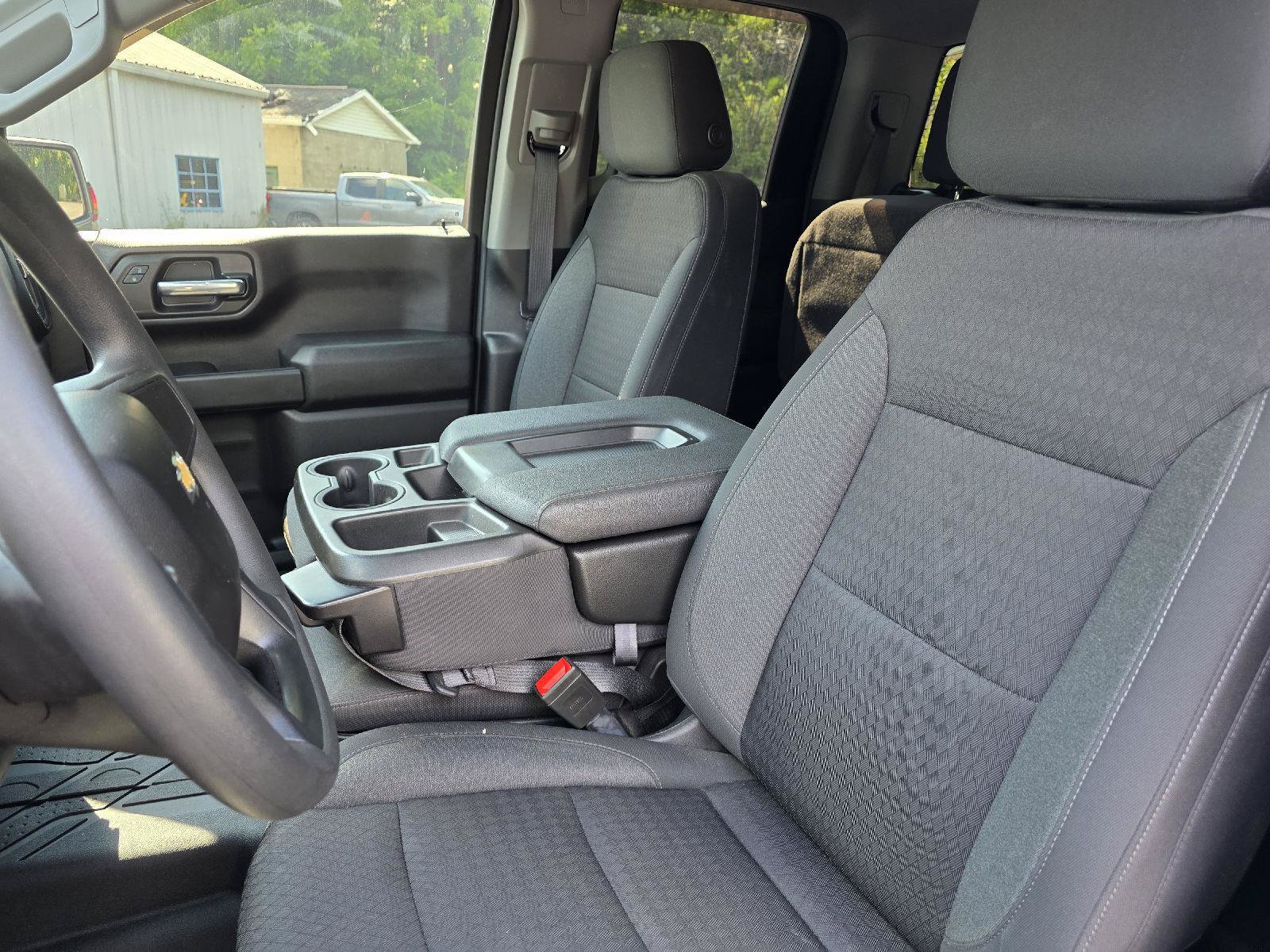 Used 2022 Chevrolet Silverado 1500 Custom AWD/4WD image 9