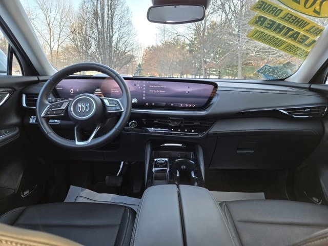 Used 2025 Buick Envision Preferred image 16