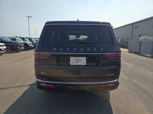 Used 2024 Jeep Wagoneer L Series II w/ Convenience Group I AWD/4WD image 13