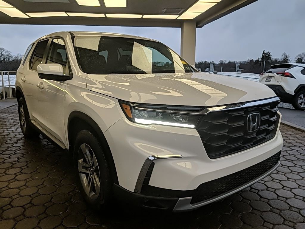 Used 2024 Honda Pilot EX-L image 3