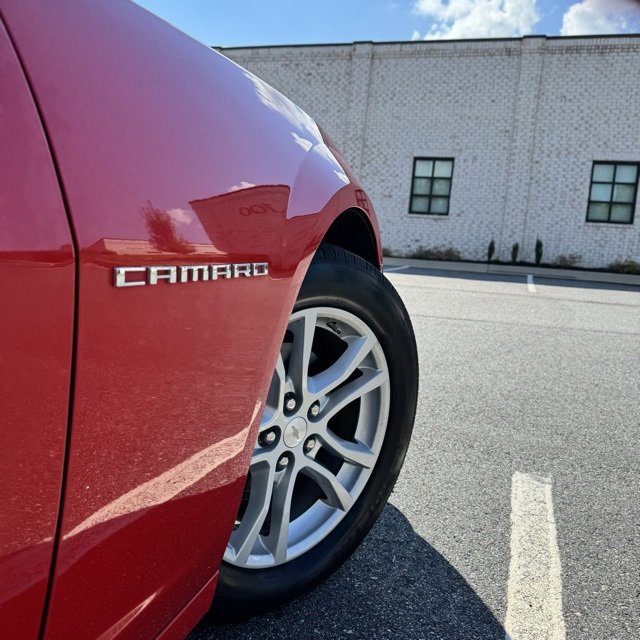 Used 2015 Chevrolet Camaro LT image 10
