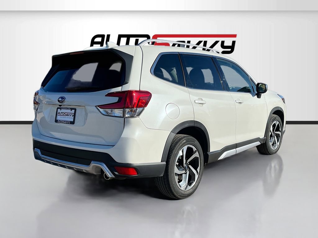 Used 2023 Subaru Forester Touring image 7