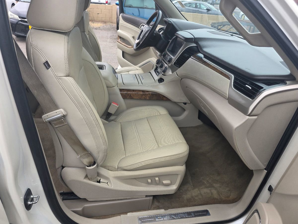 Used 2015 GMC Yukon XL Denali w/ Touring Package RWD image 22