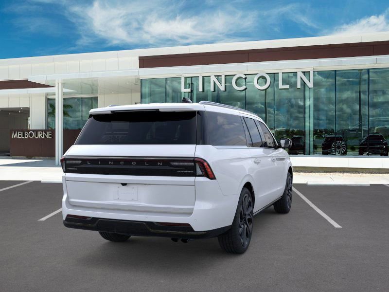 New 2026 Lincoln Navigator L Reserve image 8
