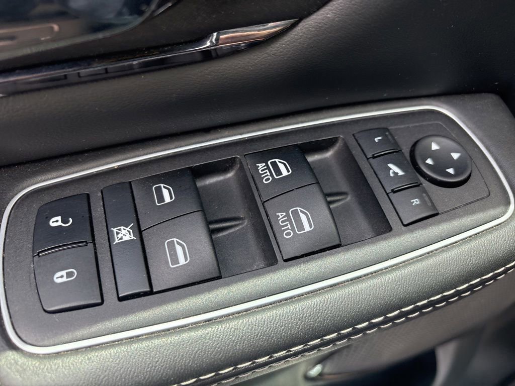Used 2023 RAM 1500 Limited AWD/4WD image 25