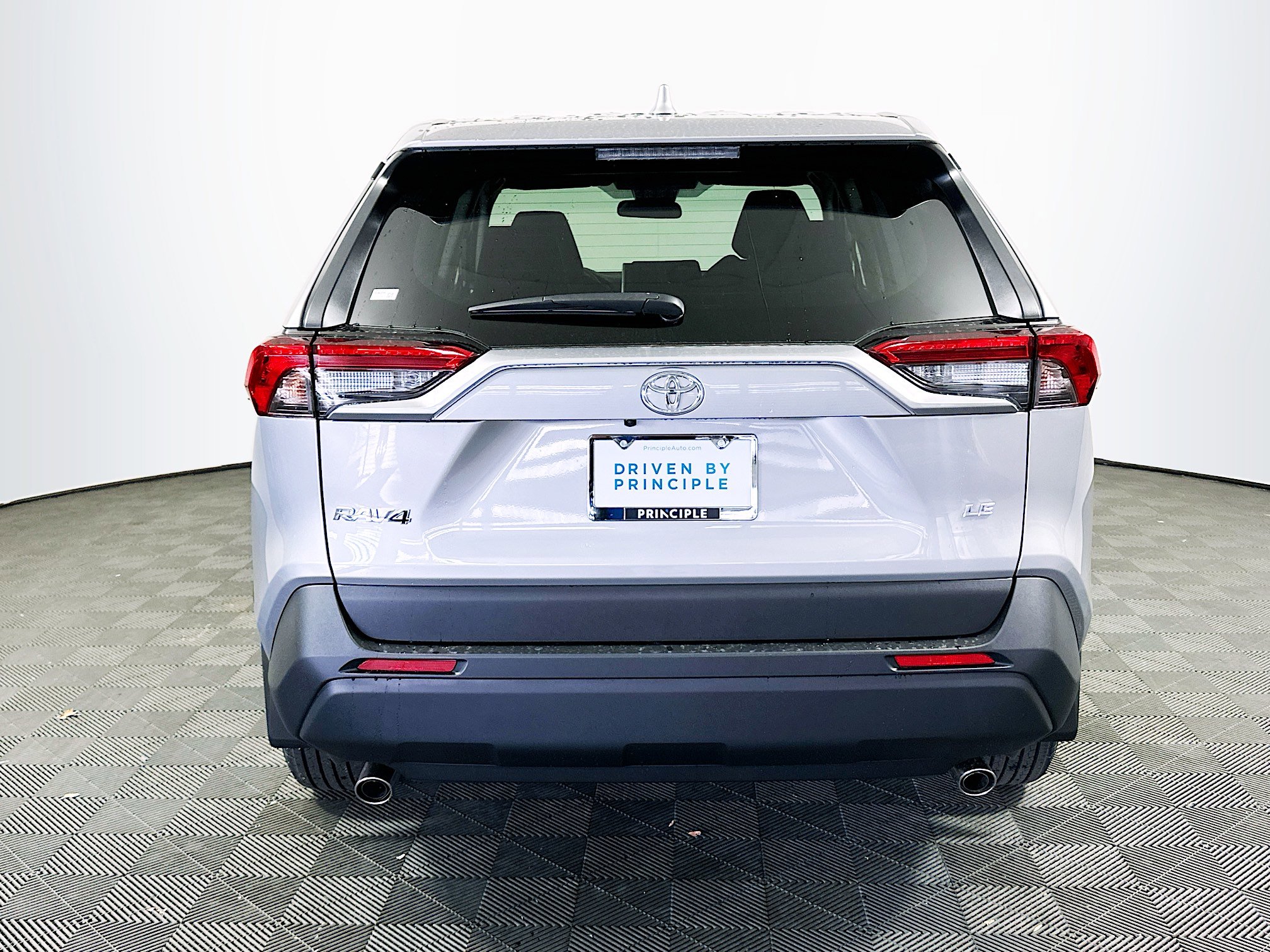 New 2025 Toyota RAV4 LE image 6