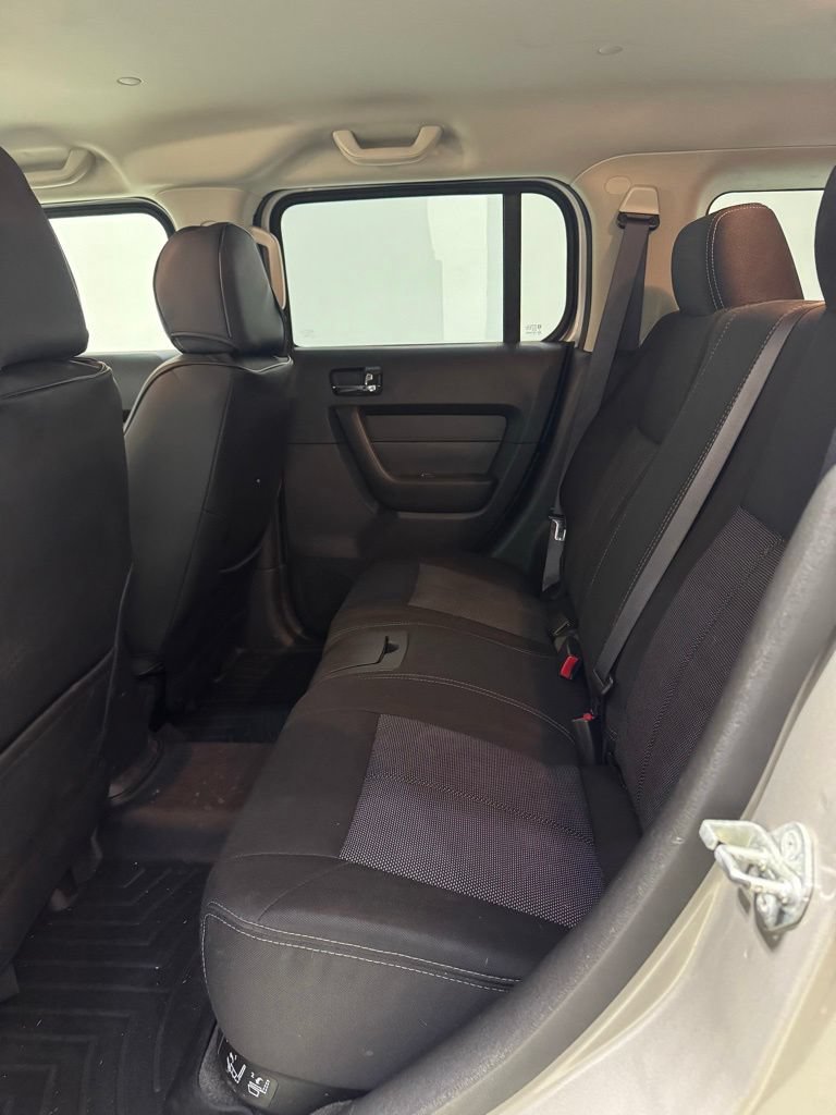 Used 2006 HUMMER H3 AWD/4WD image 16