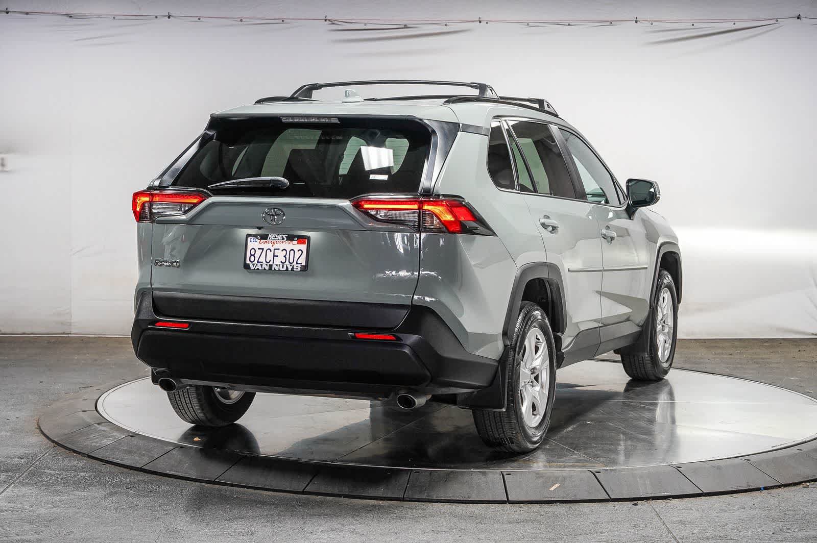 Certified 2021 Toyota RAV4 XLE FWD image 5