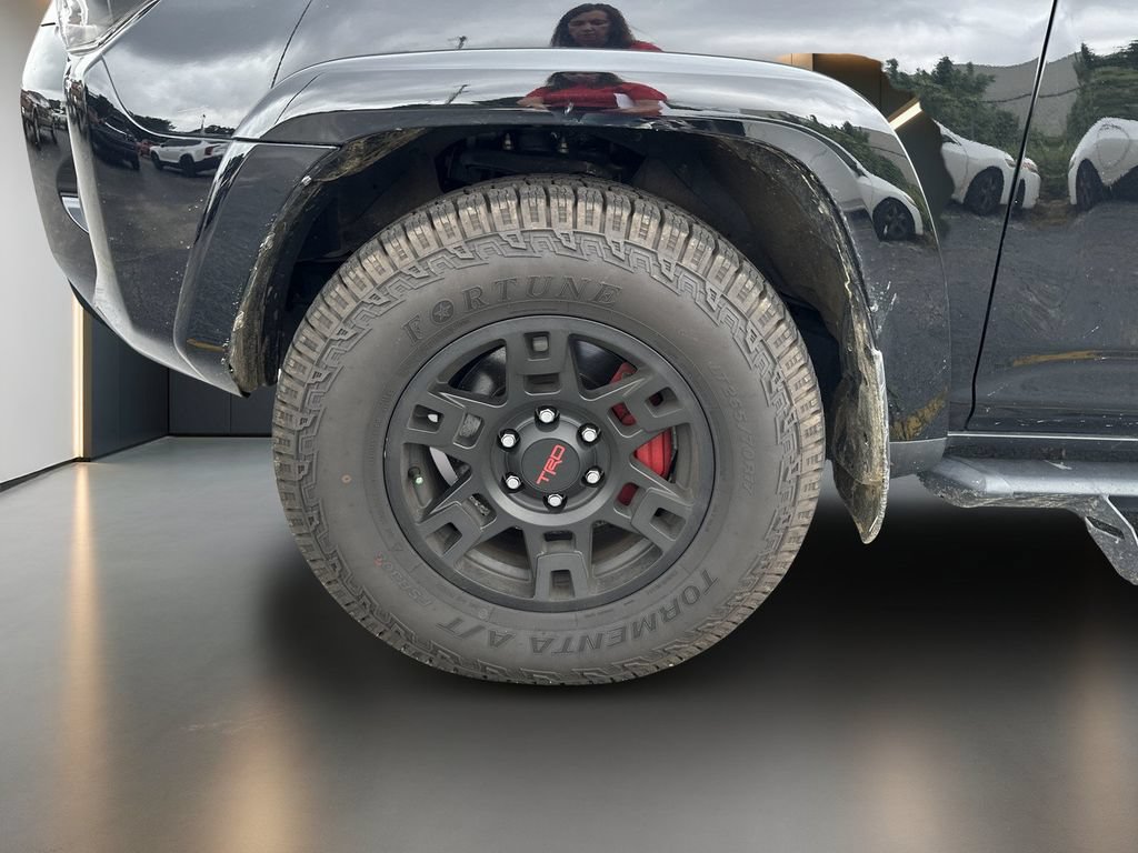 Used 2022 Toyota 4Runner SR5 RWD image 7