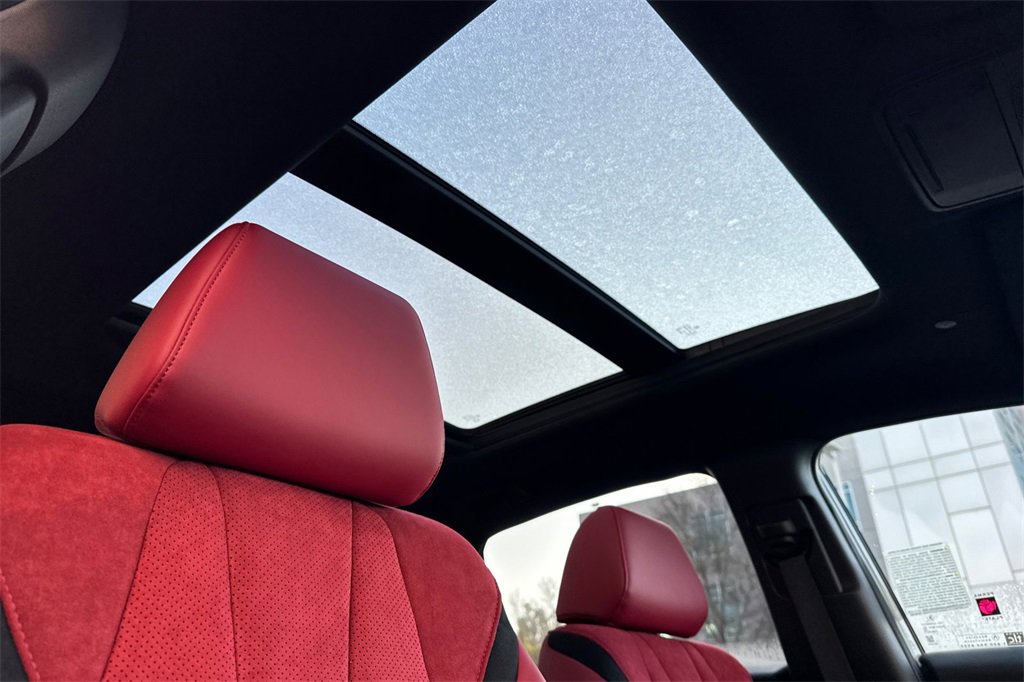 Certified 2025 Acura ADX A-Spec image 18