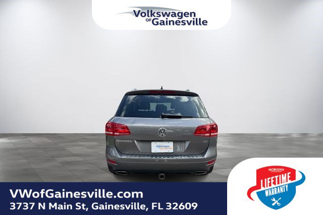 Used 2014 Volkswagen Touareg Executive AWD/4WD image 5
