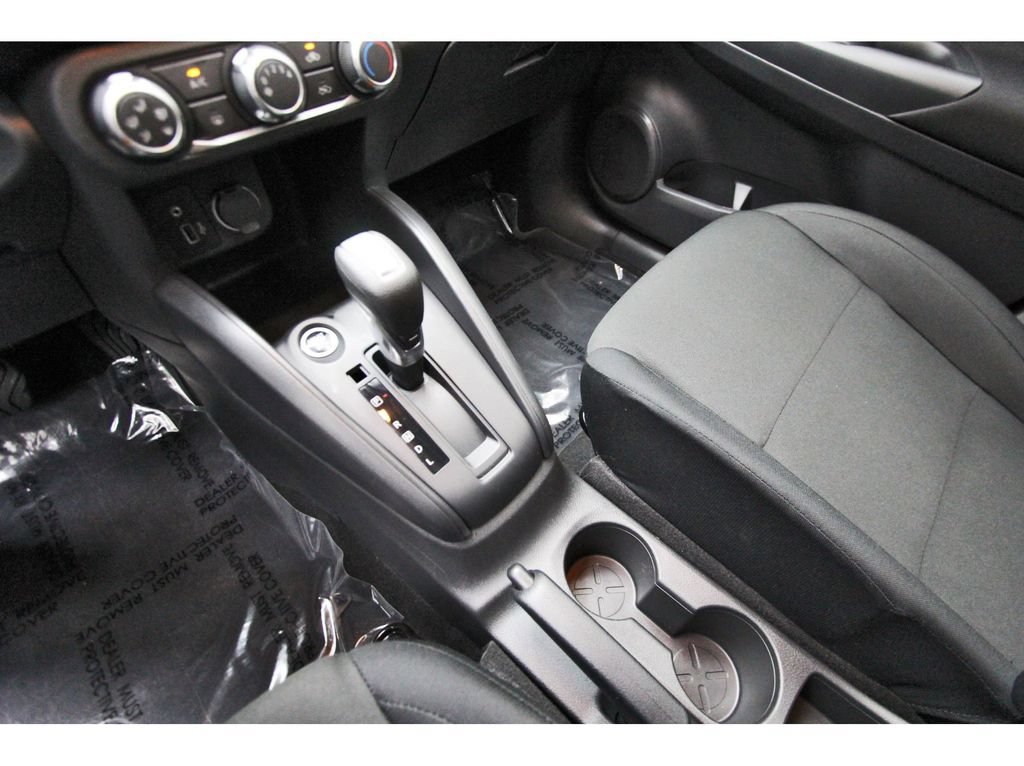 Certified 2025 Nissan Kicks Play S FWD image 26