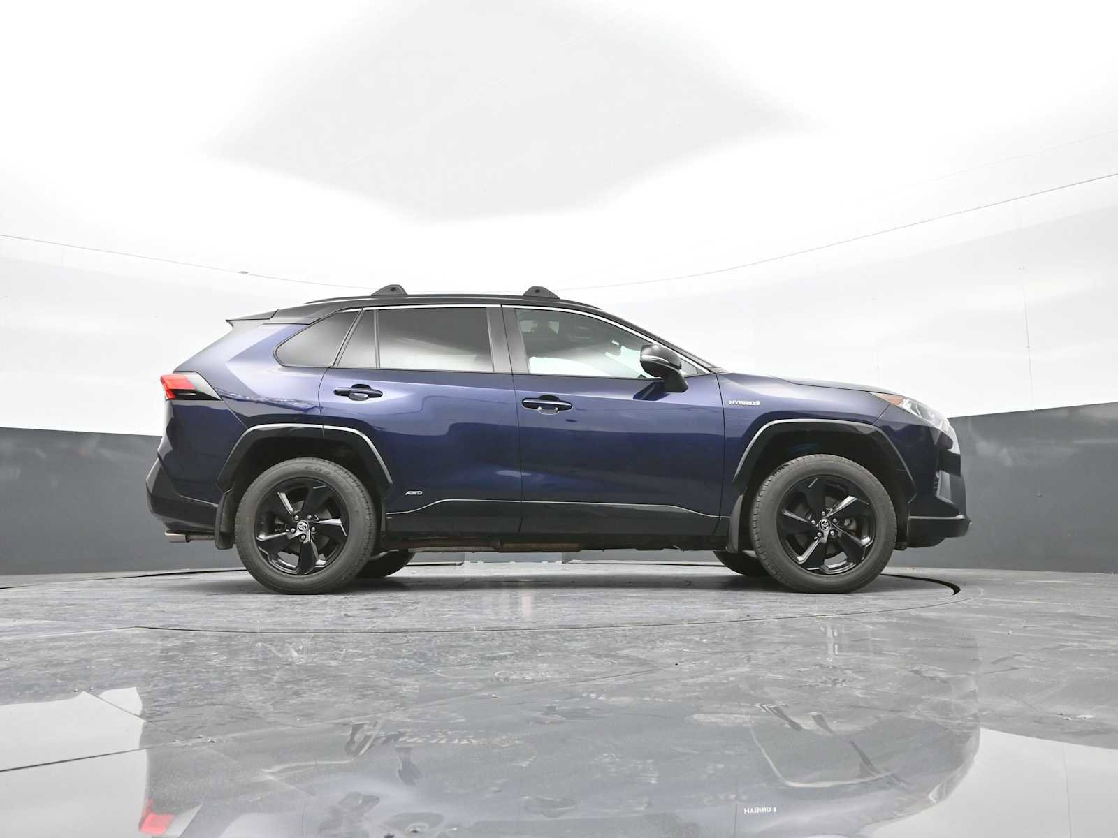 Used 2020 Toyota RAV4 XSE image 43