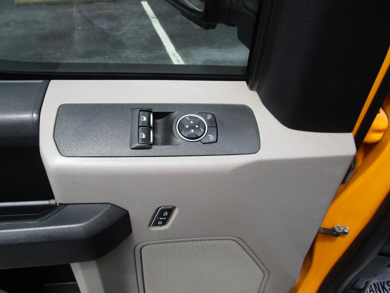 Used 2018 Ford F250 XL w/ Power Equipment Group RWD image 16