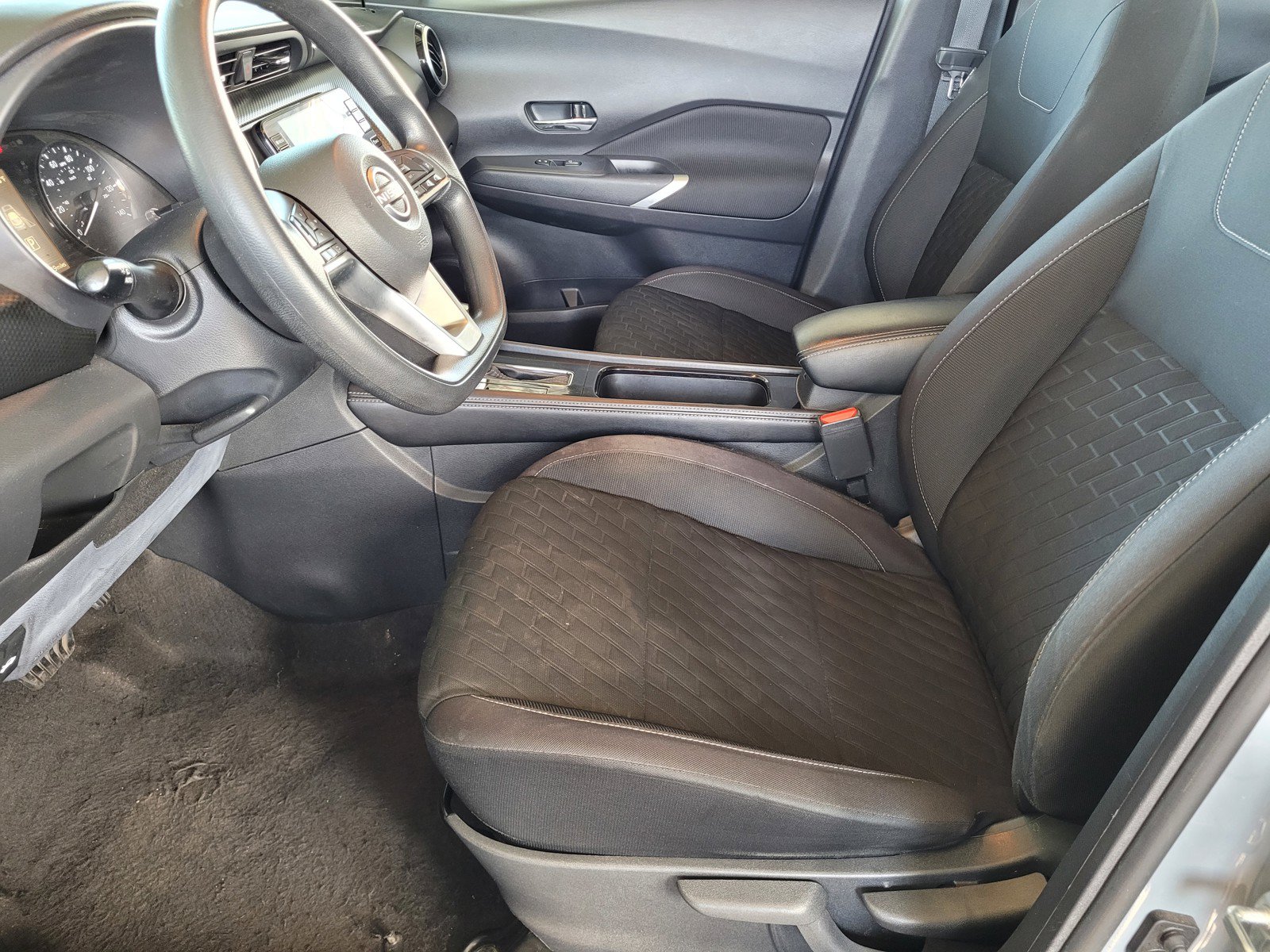 Certified 2022 Nissan Kicks SV FWD image 18
