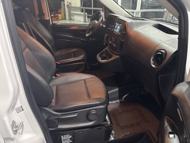 Used 2023 Mercedes-Benz Metris image 35