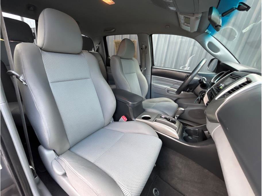 Used 2014 Toyota Tacoma 4x4 Double Cab image 21