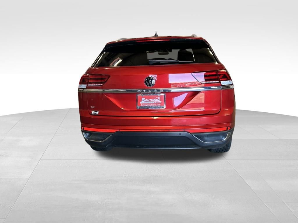 Used 2022 Volkswagen Atlas Cross Sport SE w/ Panoramic Sunroof Package image 5